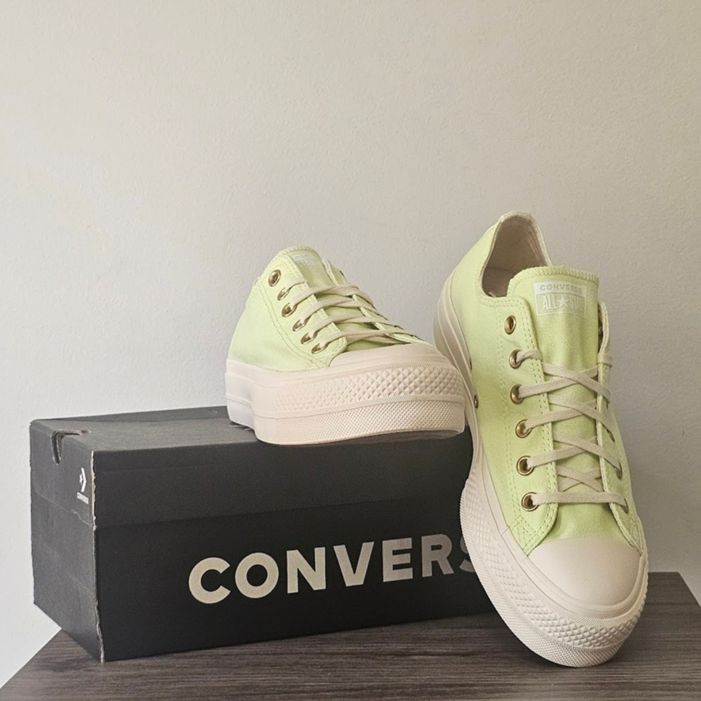 Converse Women's CTAS Lift  Neon Oxfords  Size 9 Citron A09913F NWT